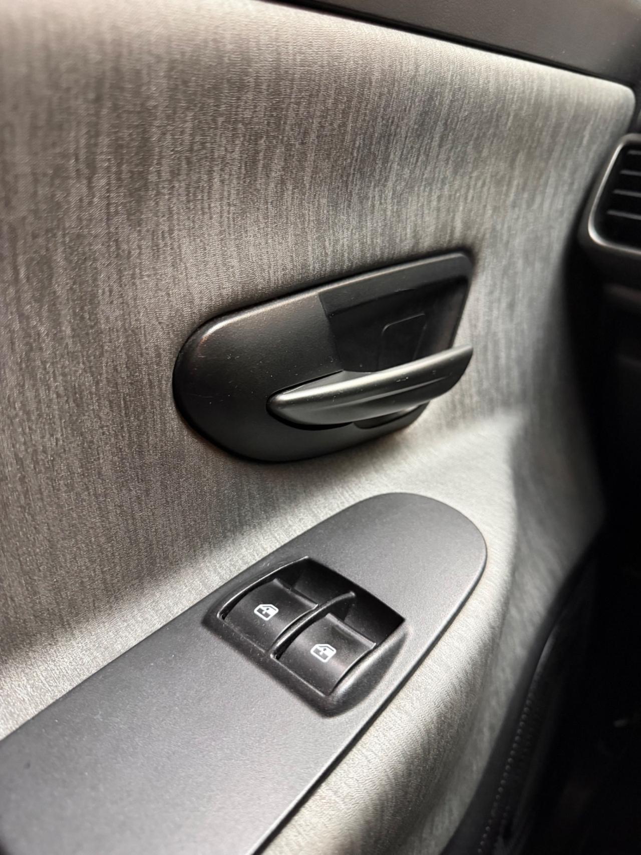 Lancia Ypsilon 1.2 Neopatentati Euro 6