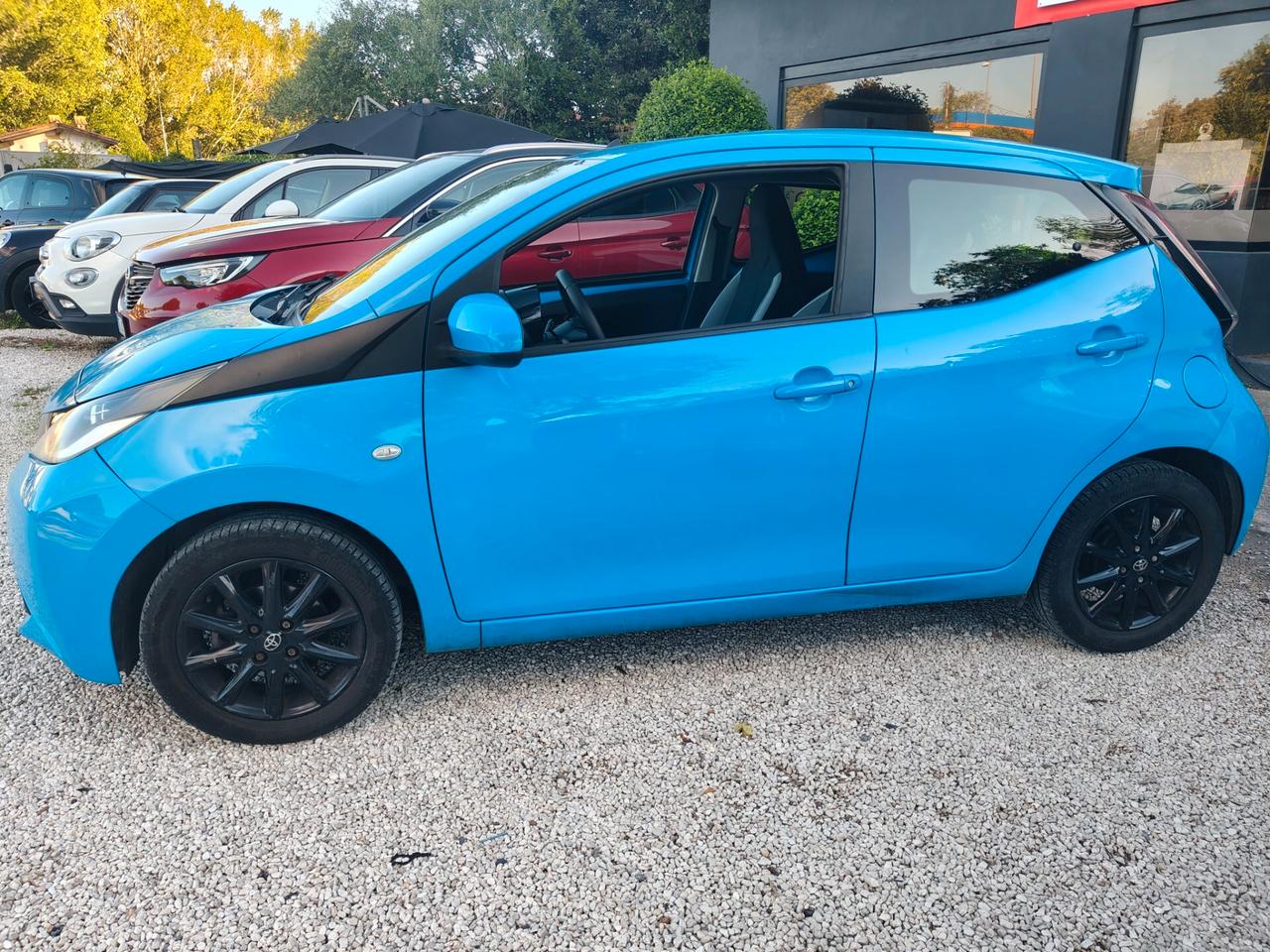 Toyota Aygo 1.0 VVT-i 69 CV 5 porte **PREZZO REALE **