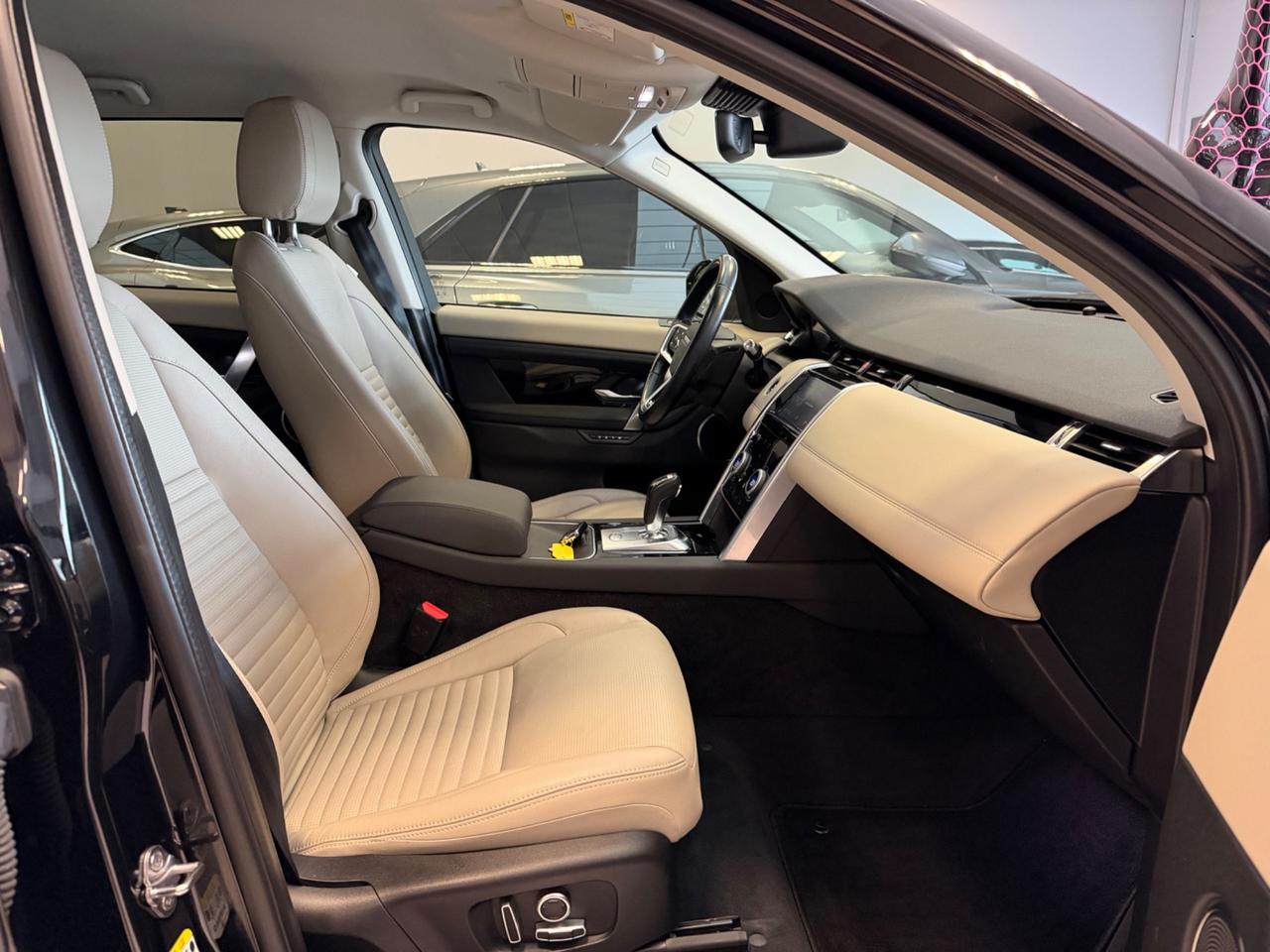 Land Rover Discovery Sport 2.0 TD4 204 CV AWD Auto SE