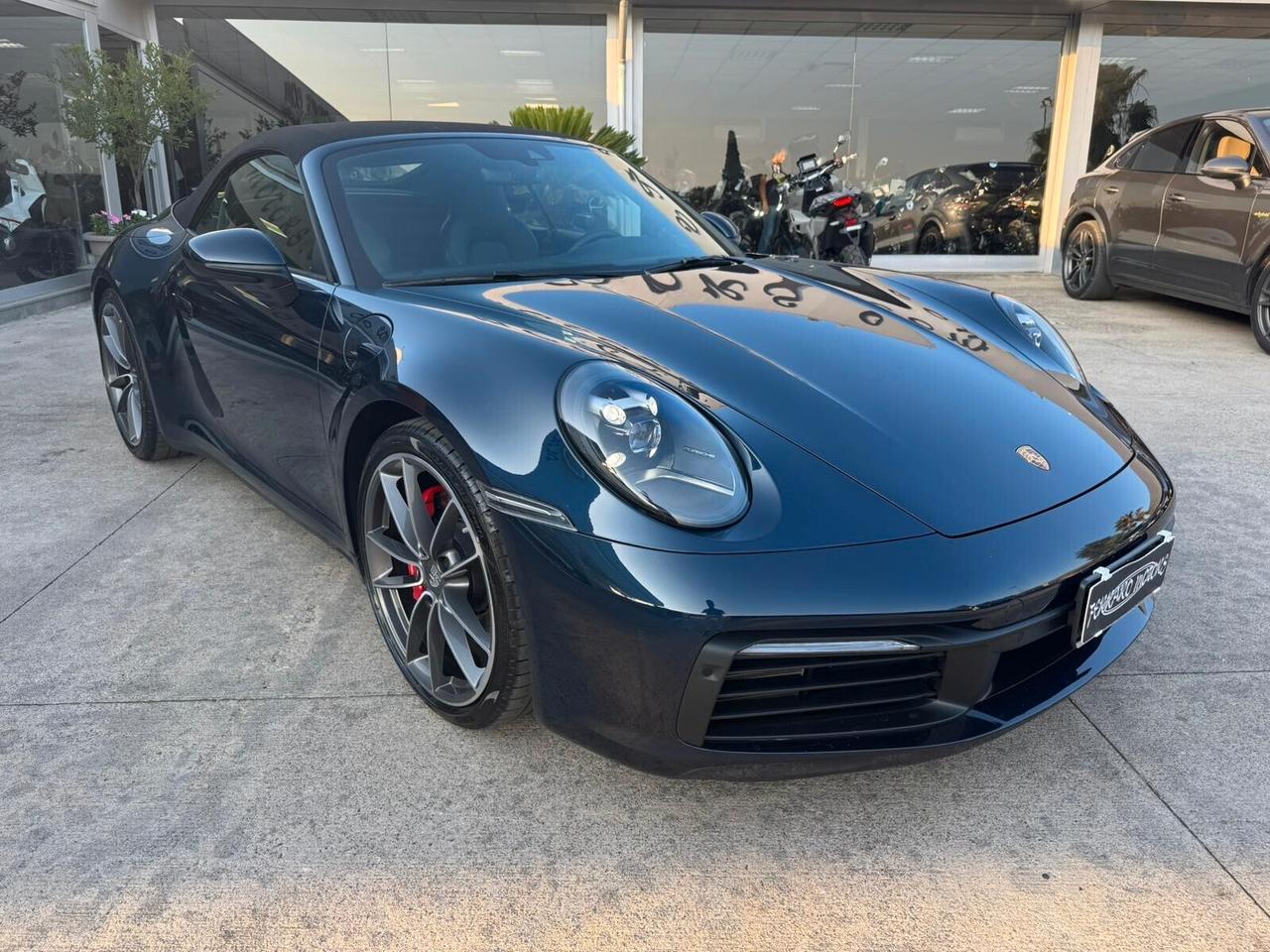 Porsche 911 Carrera S Cabriolet in garanzia solo 22.000km