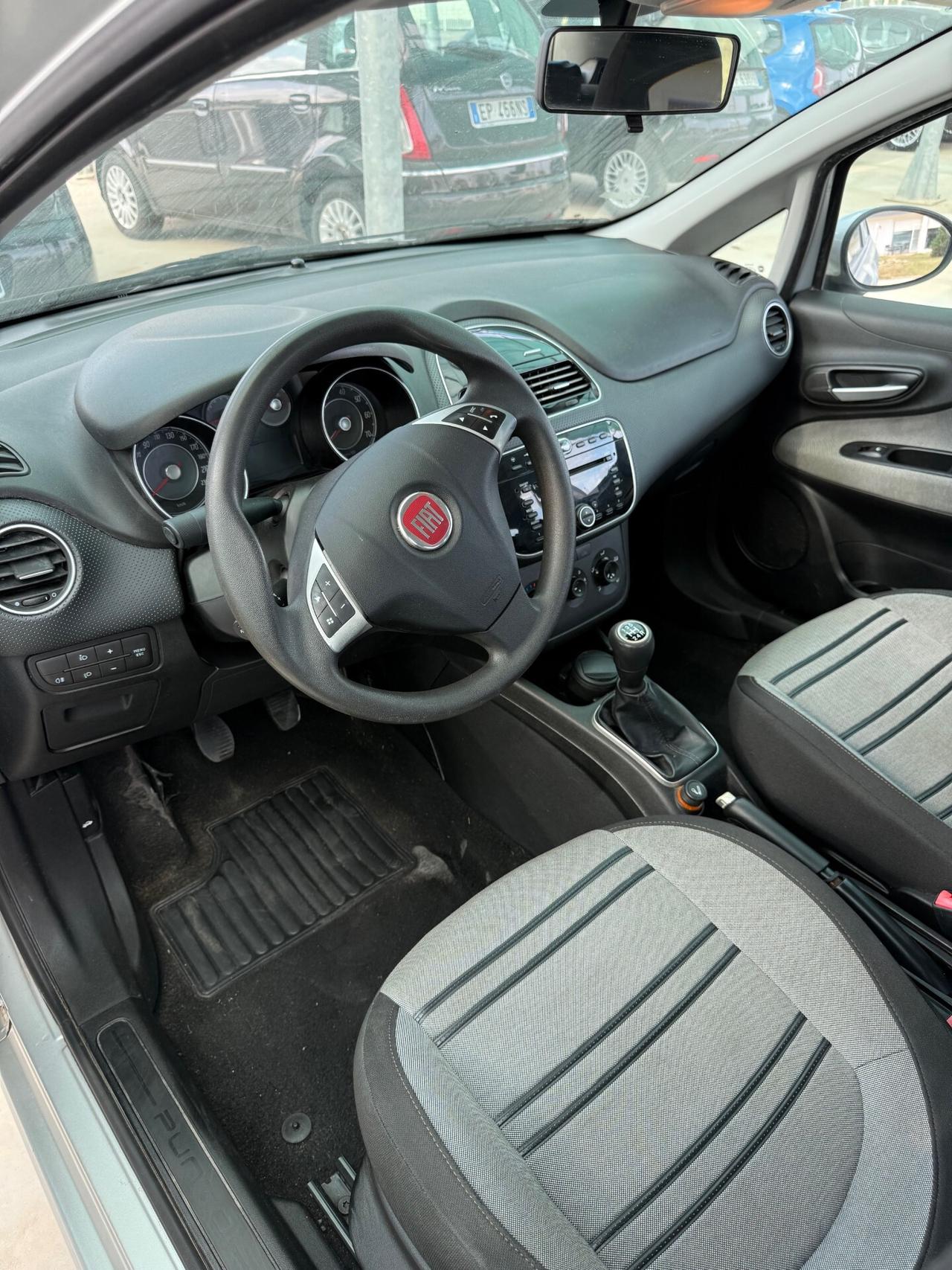 Fiat Punto 1.3 MJT II 75 CV 5 porte Street