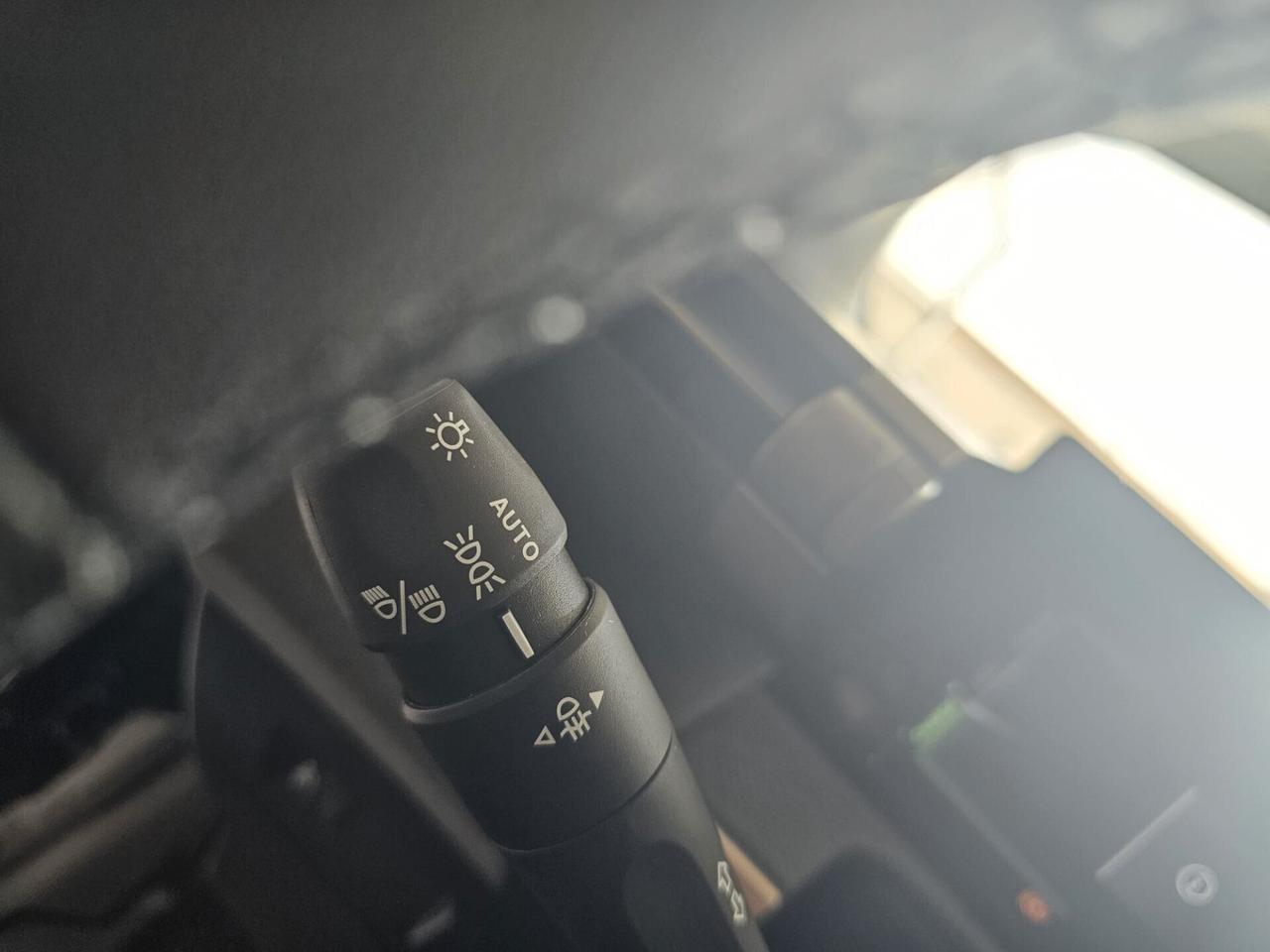 NUOVA LANCIA YPSILON IBRIDA LX 1.2 IBRIDO 81KW (110CV) CAMBIO AUTOMATICO