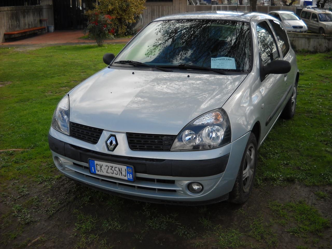 Renault Clio 1.2 cat 3 porte Access Authentique