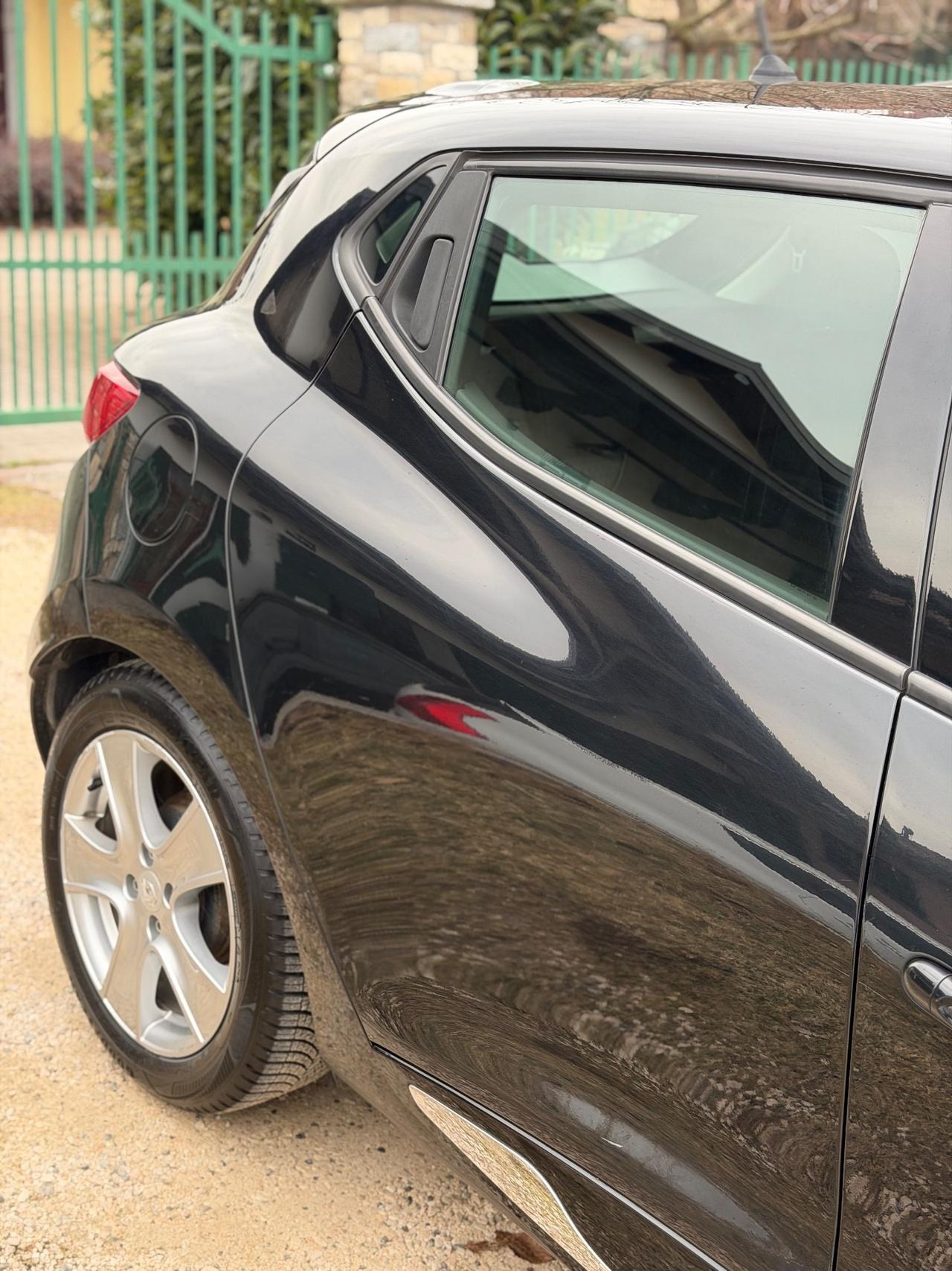 Renault CLIO 1.5 dCi 8V 5P LIVE KMCERT NEOPAT GARANZ