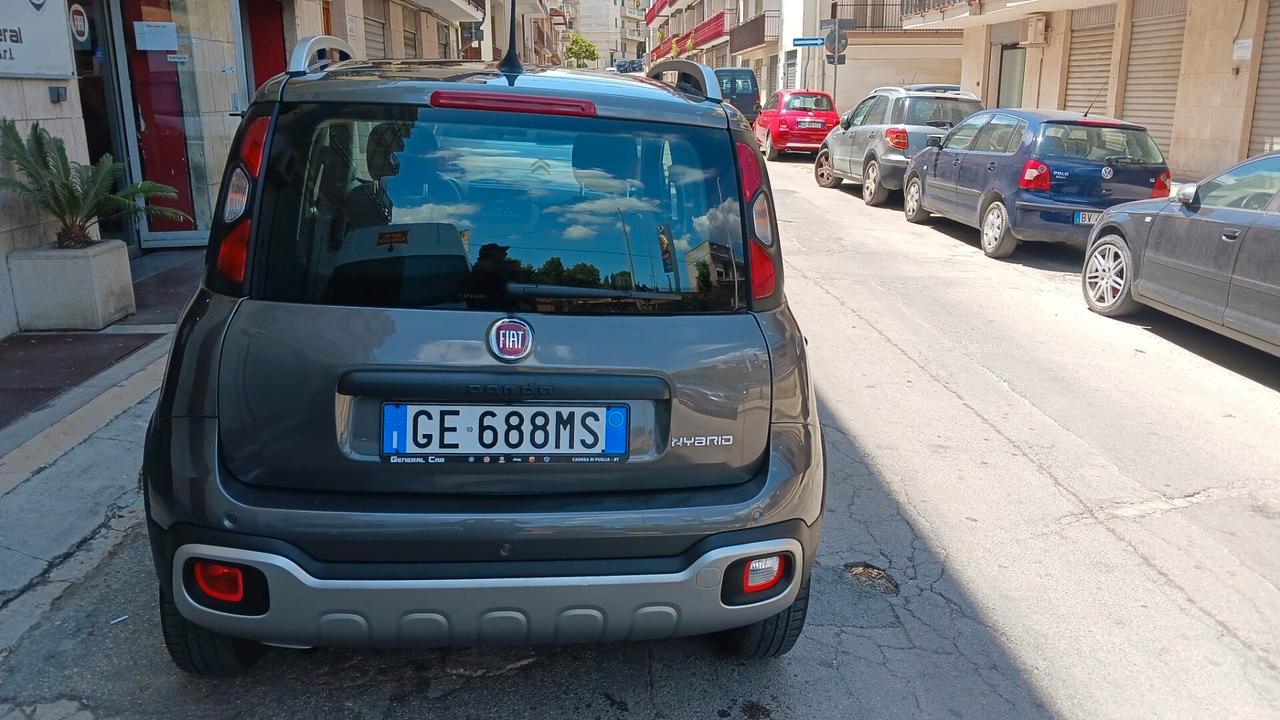 Fiat Panda 1.0 FireFly S&S Hybrid City Cross
