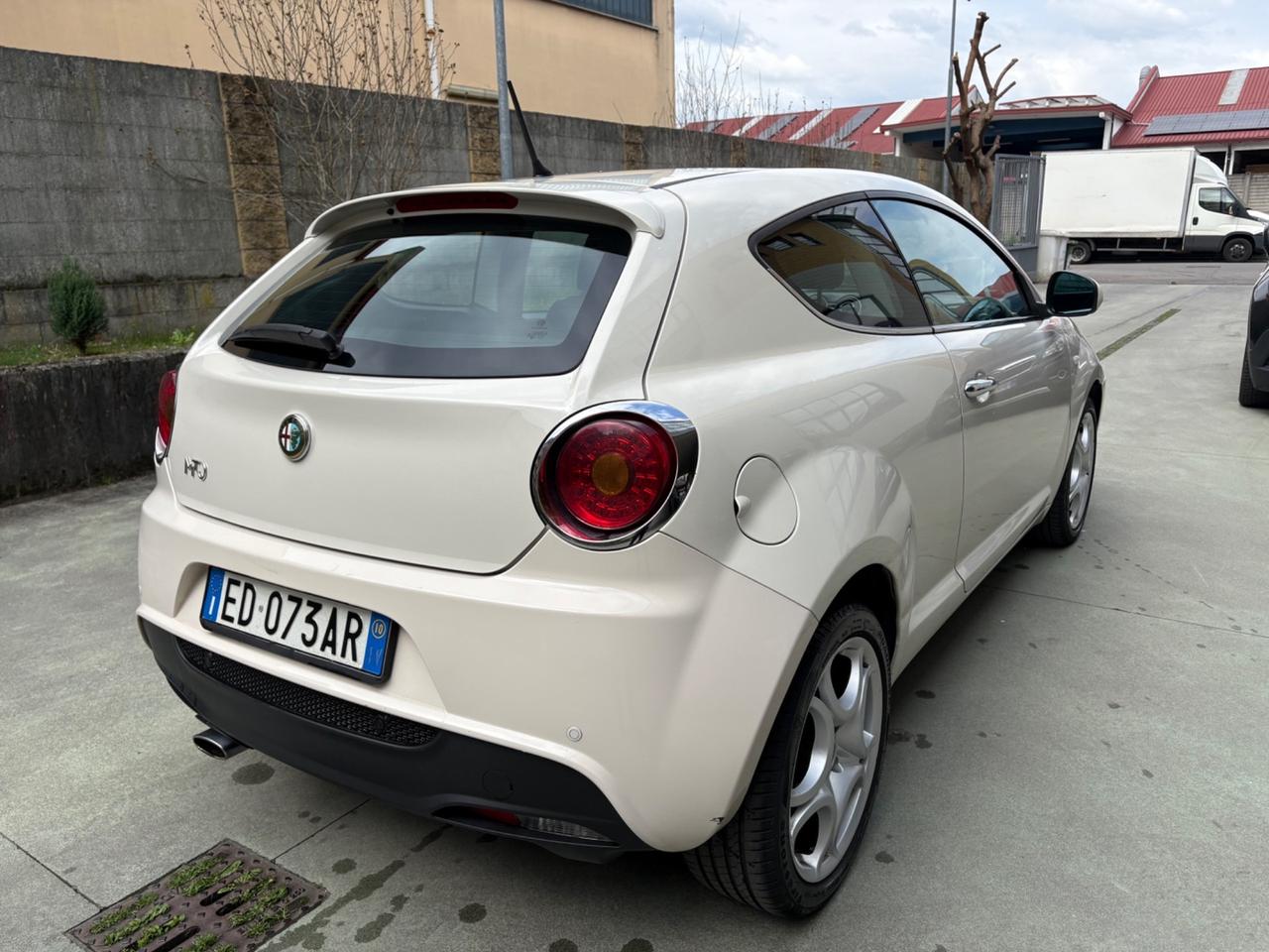 Alfa Romeo MiTo 1.4 78 CV Distinctive Sport Pack