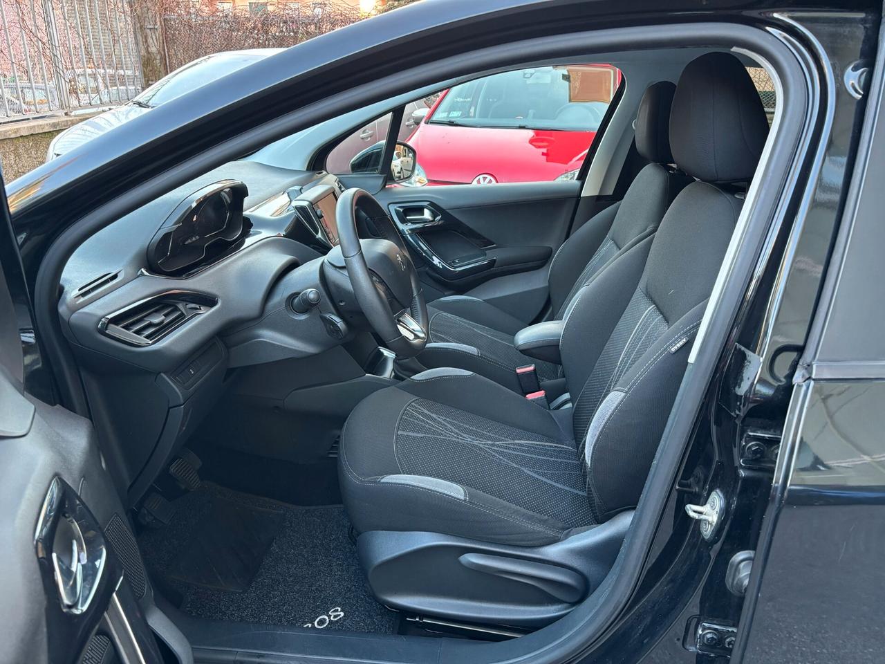 Peugeot 208 1.2 VTi 82 CV 5 porte Active UNIPROPRIETARIO