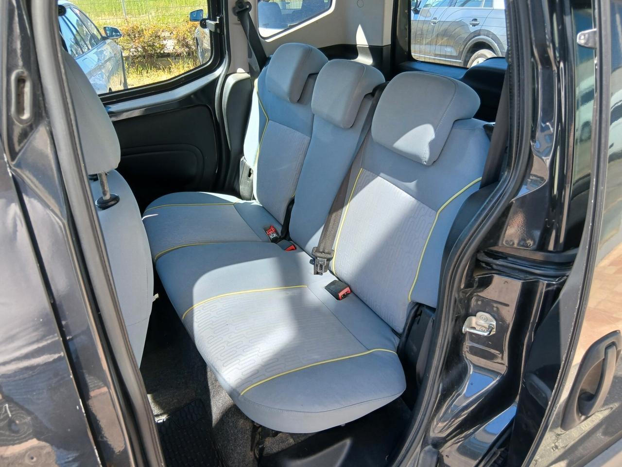 Fiat Qubo (Peugeot Bipper) 1.3 MJT 75 CV