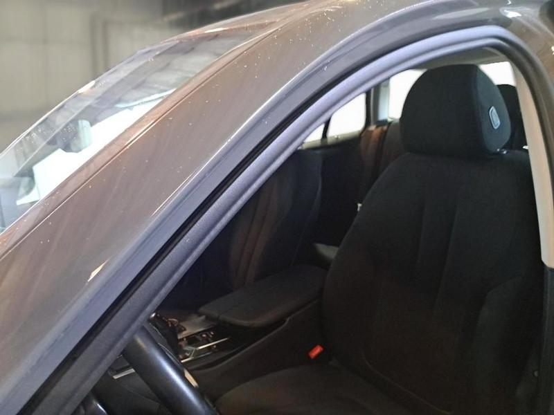 BMW 518 48V Business Touring Auto