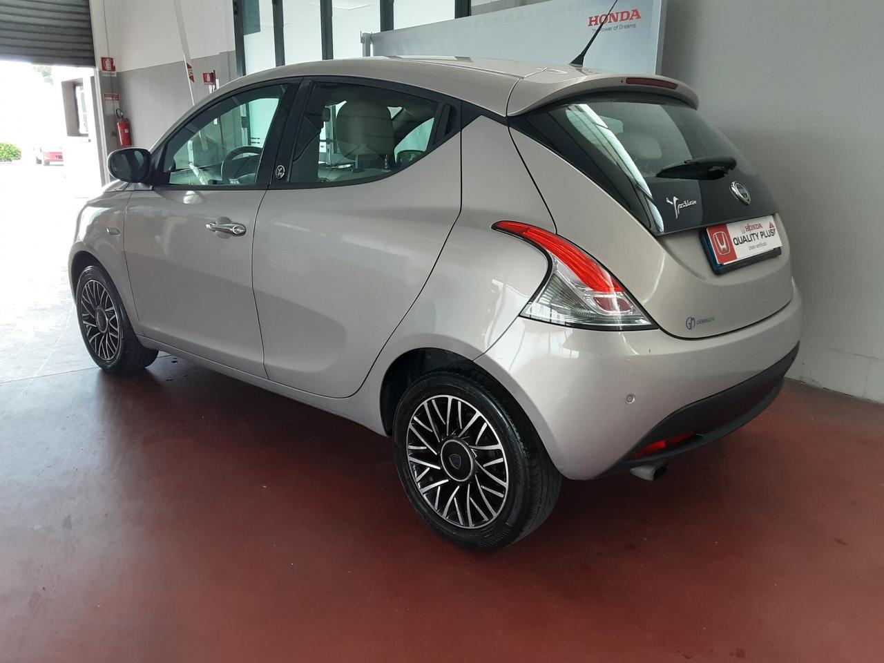 Lancia Ypsilon 1.2 69 CV 5 porte Platinum