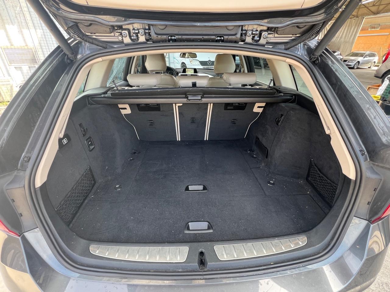 Bmw 320d Touring Luxury Tenuta molto Bene