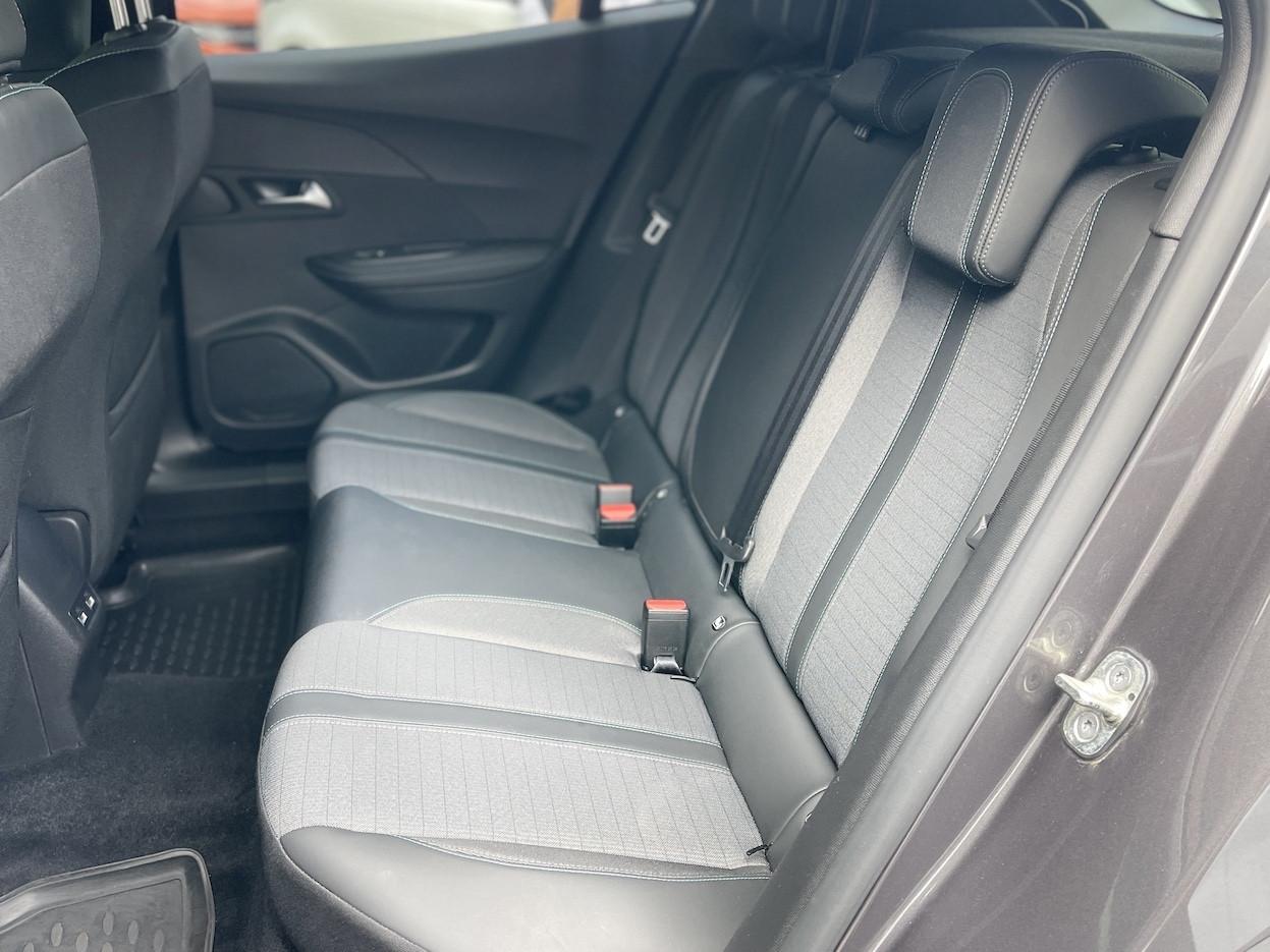 Peugeot 2008 1.2 Benzina 100CV E6 Neo. - 2023