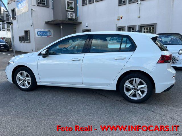 VOLKSWAGEN Golf 1.0 eTSI MHEV EVO DSG Life - PROMO!
