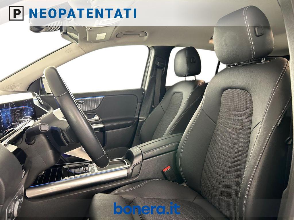 Mercedes GLA 180 180 D Progressive Advanced Plus 8G-DCT