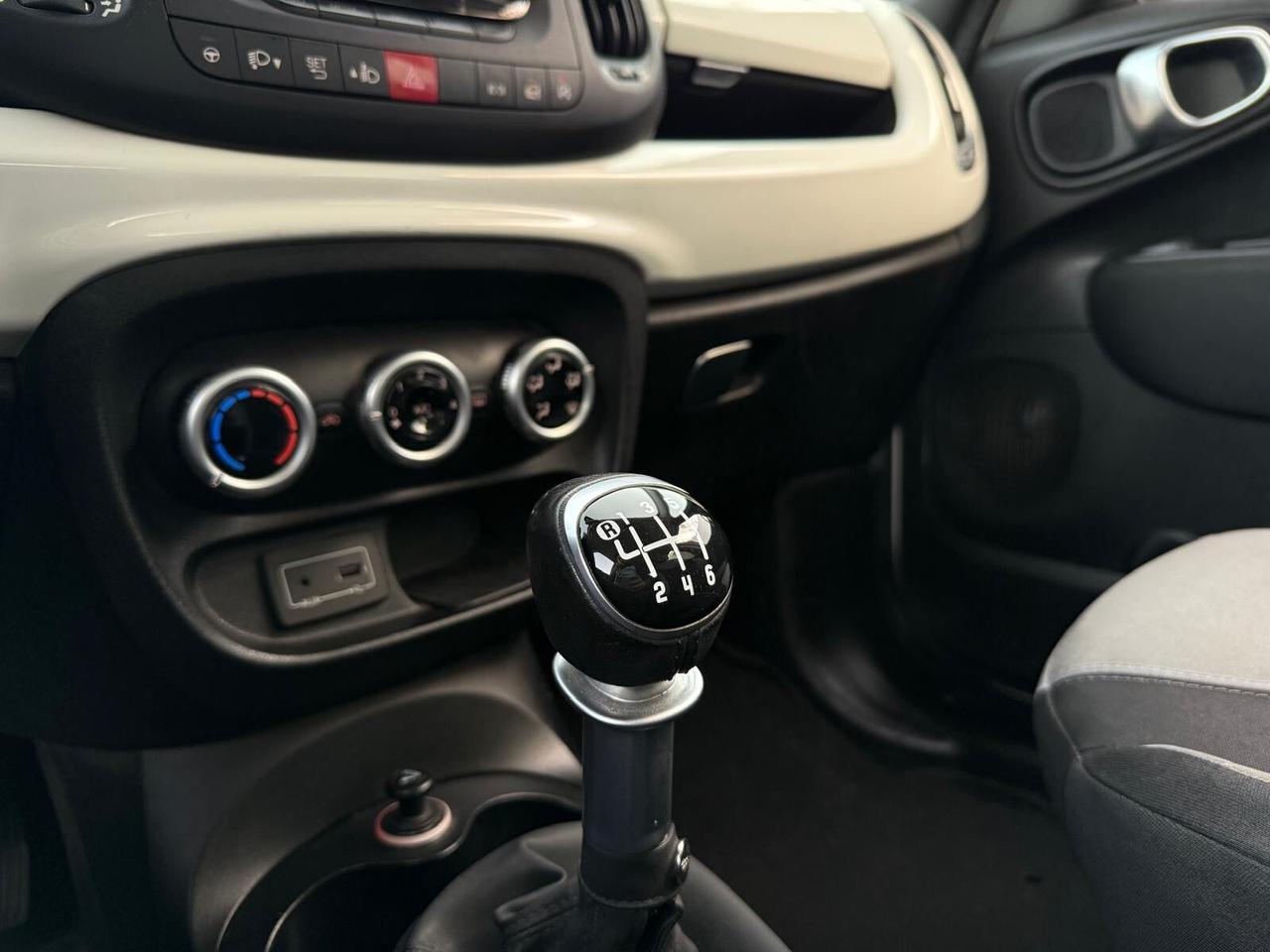 Fiat 500L 1.6 Multijet 120 CV Lounge n1 autocarro con posti