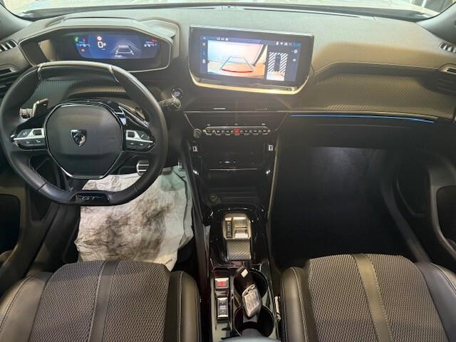 Peugeot 2008 PureTech 130 S&S EAT8 GT