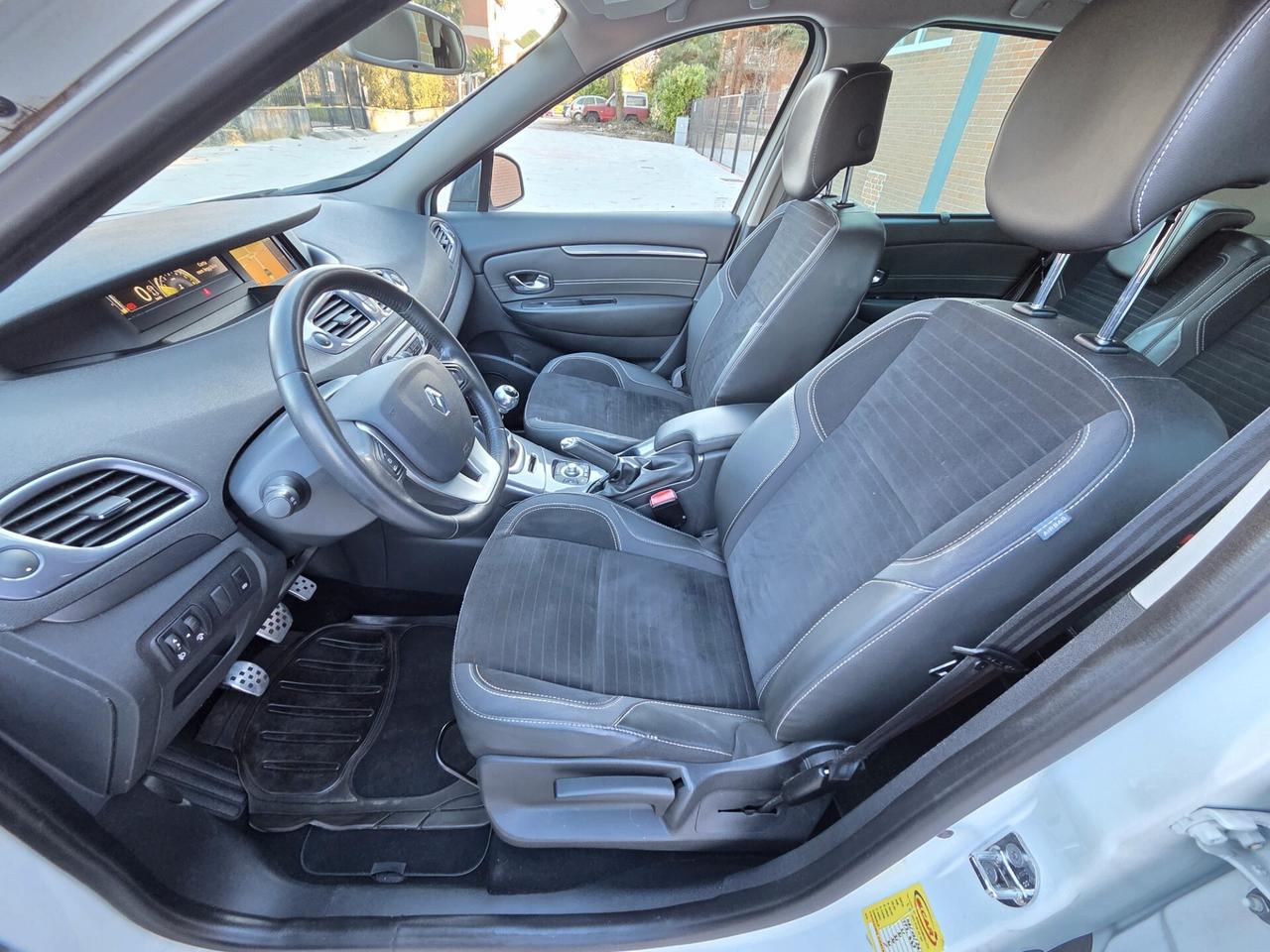 Renault Scenic Scénic XMod Cross 1.5 dCi 110CV Energy