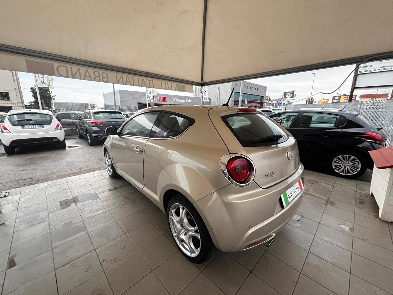 Alfa Romeo MiTo 1.3 JTDm 16V 90 CV Distinctive Sport Pack