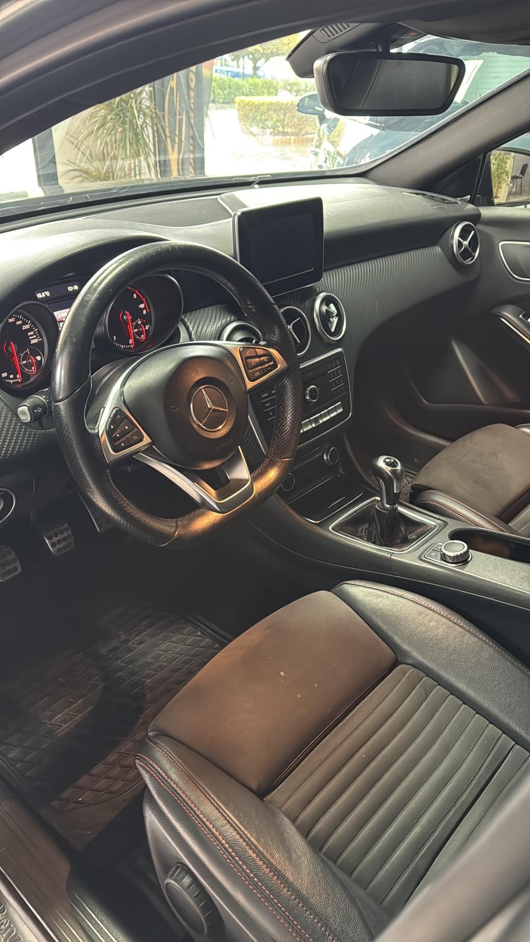 Mercedes-benz A 180 d Premium