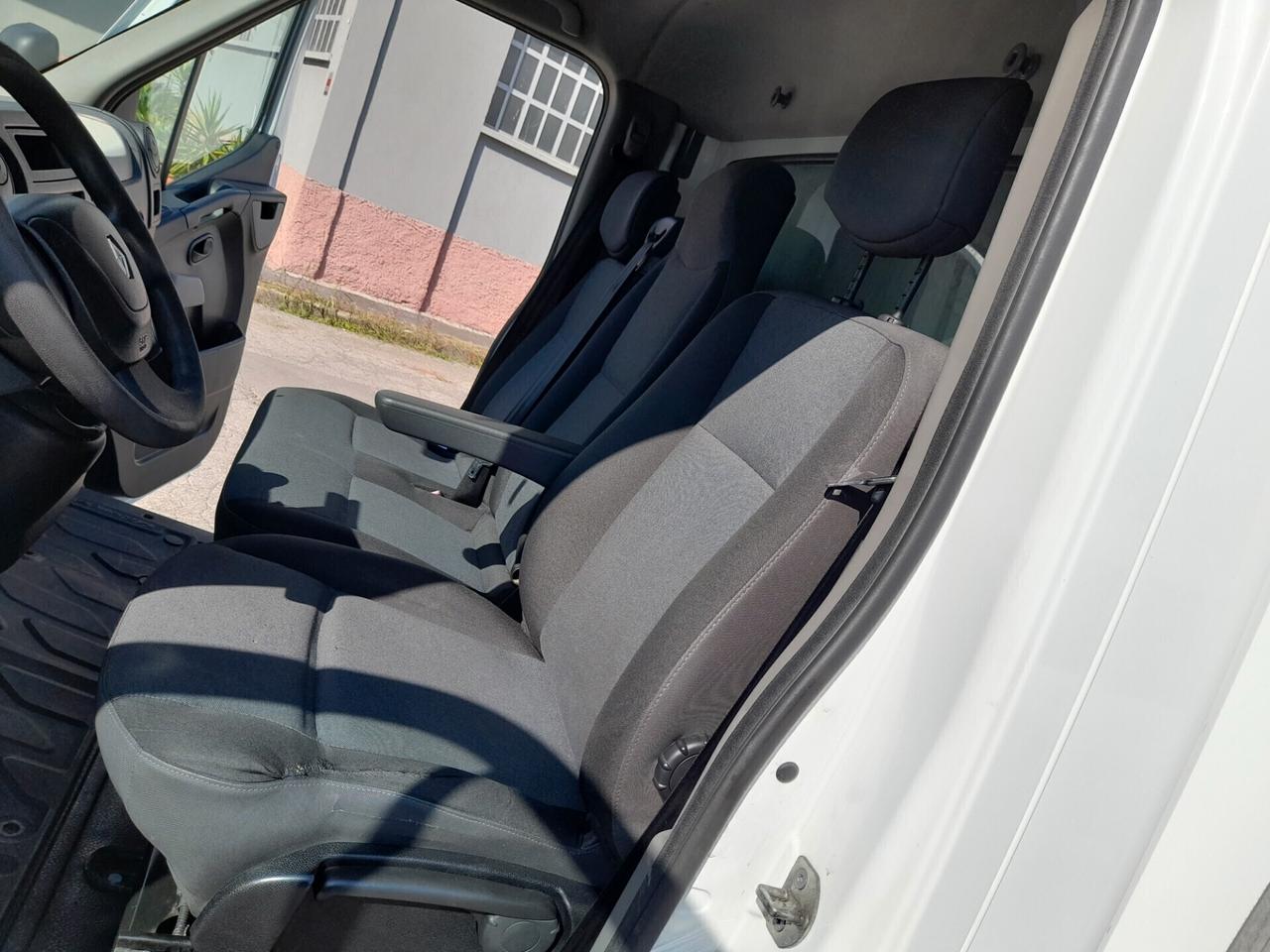 Renault Master T35 2.3 dCi/145 PM- CASSONATO