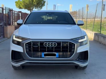 Audi Q8 50 TDI 286 CV quattro tiptronic