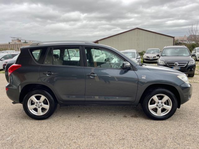 TOYOTA RAV 4 RAV4 2.2 D-4D 136 CV