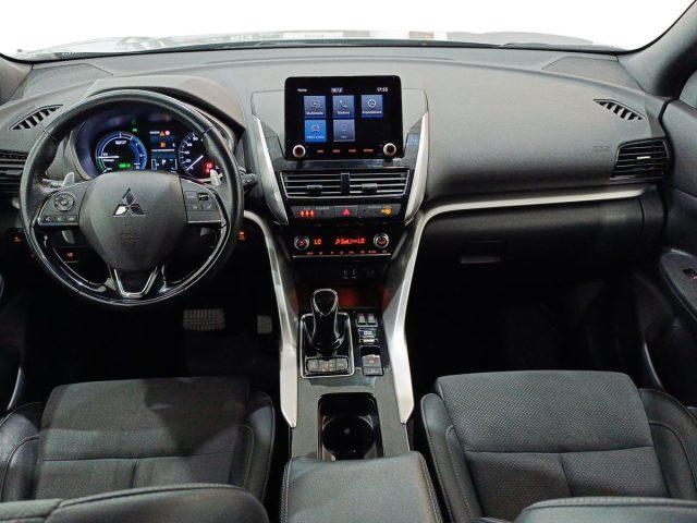 MITSUBISHI Eclipse Cross 2.4 MIVEC 4WD PHEV Instyle SDA Pack 0