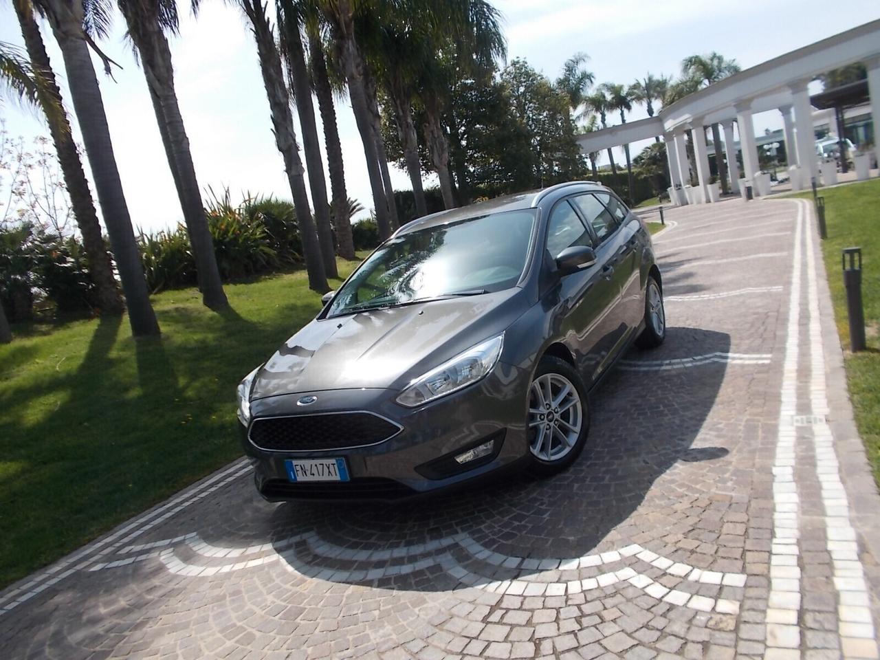 Ford Focus 1.5 TDCi 120cv Business come NUOVA