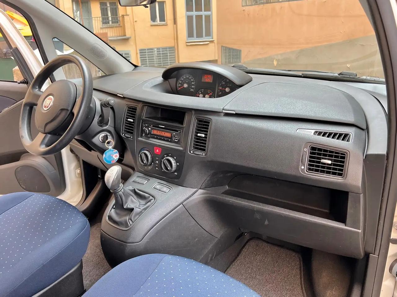 Fiat Idea 1.4 16v 95cv 6Marce Euro5 Active