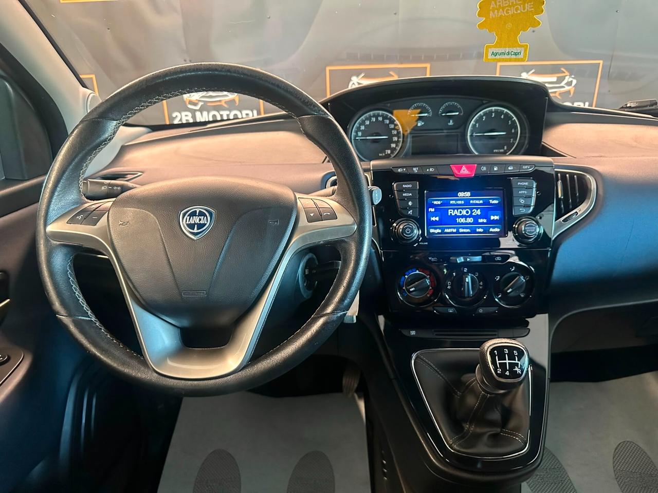 Lancia Ypsilon 1.2 69 CV 5 porte GPL Ecochic Gold
