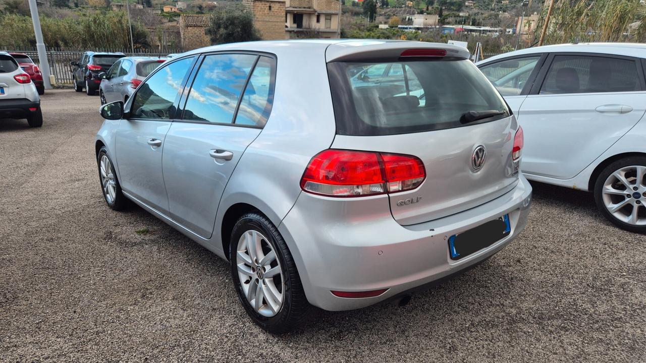 Volkswagen Golf 1.6 TDI DPF 5p. Highline
