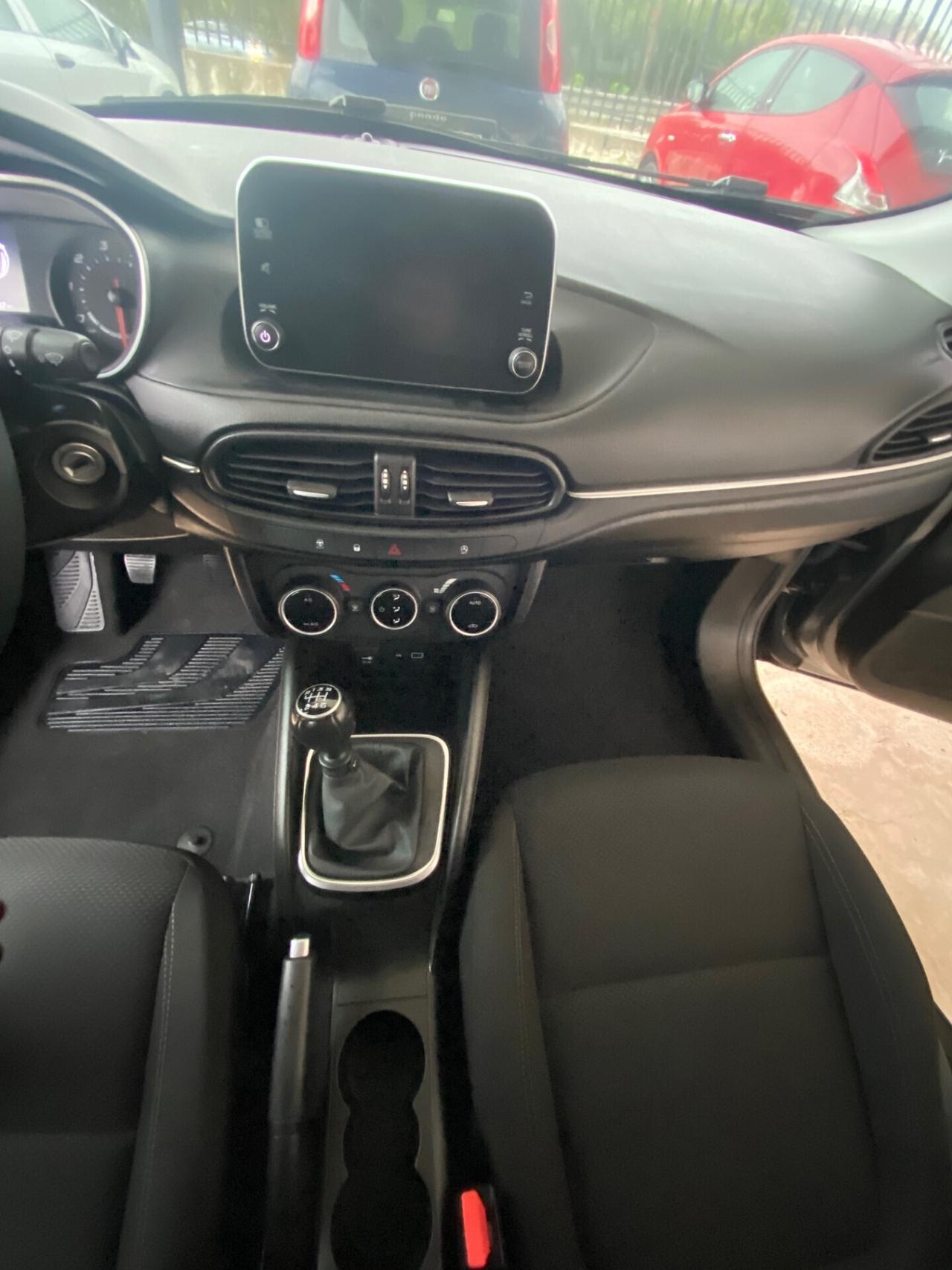 Fiat Tipo 1.6 Mjt Cavalli 120 ( iva esposta )