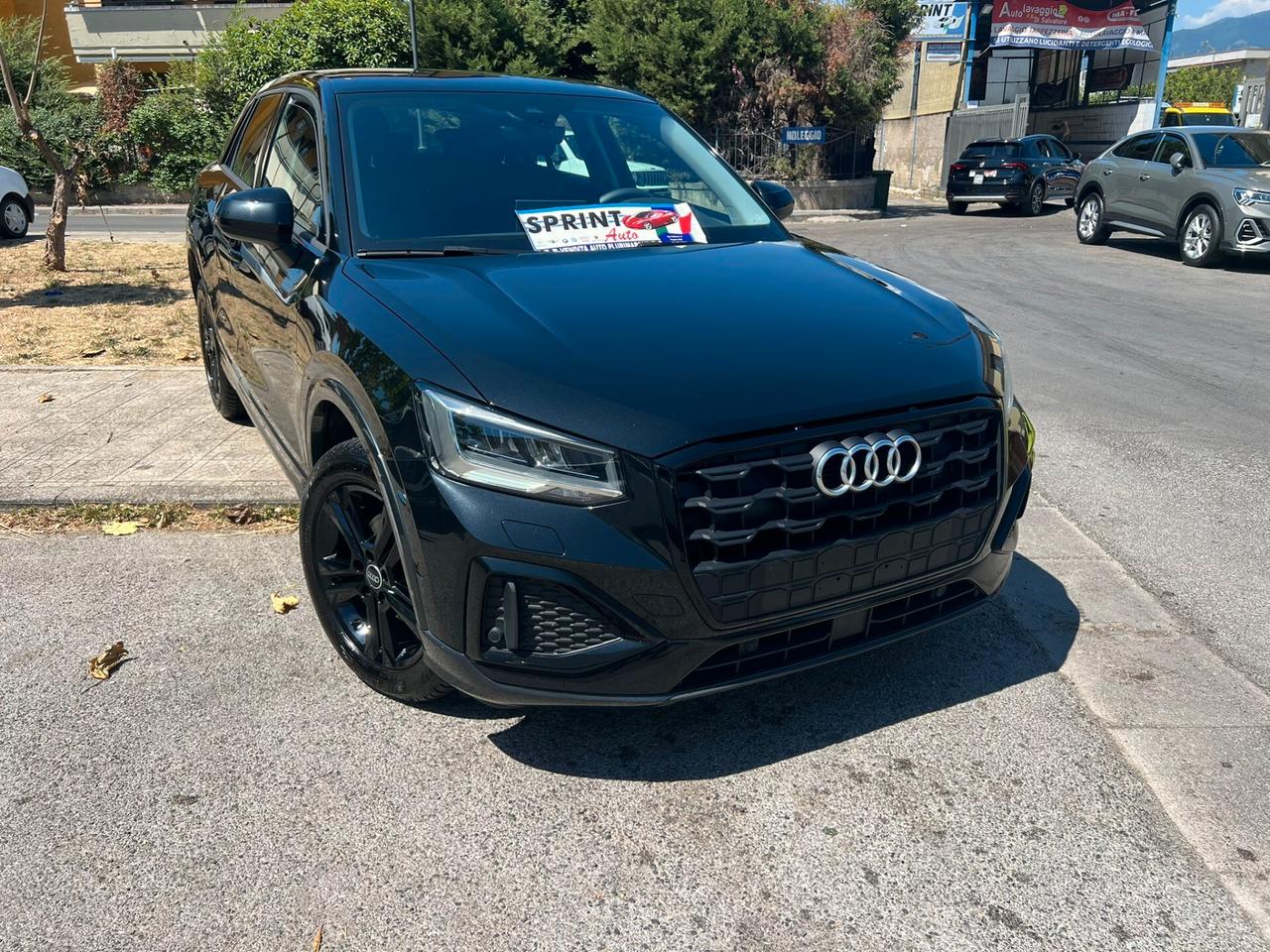 Audi Q2 30 TDI S tronic cockpit navigatore