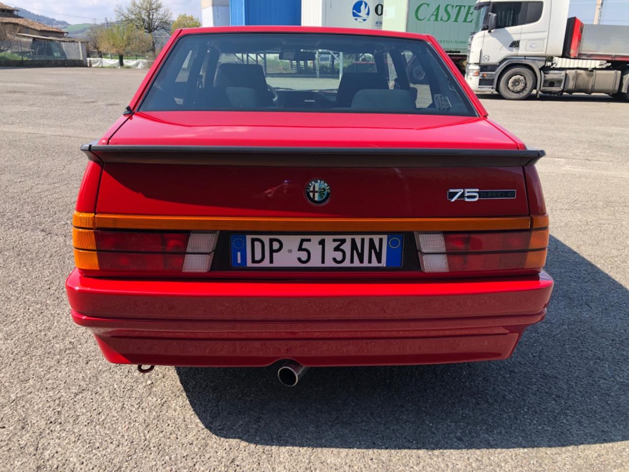 Alfa Romeo 75 1.8i turbo evoluzione fuori serie