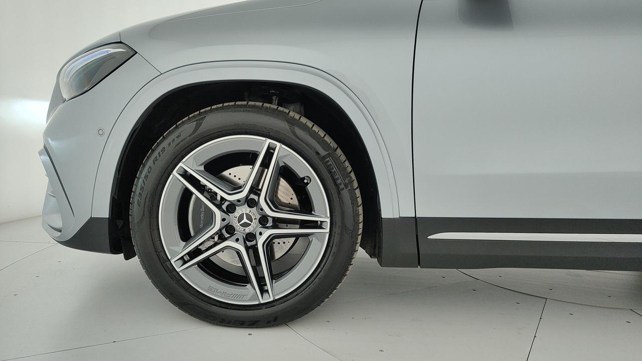 Mercedes-Benz GLA 200 d AMG Line Premium auto