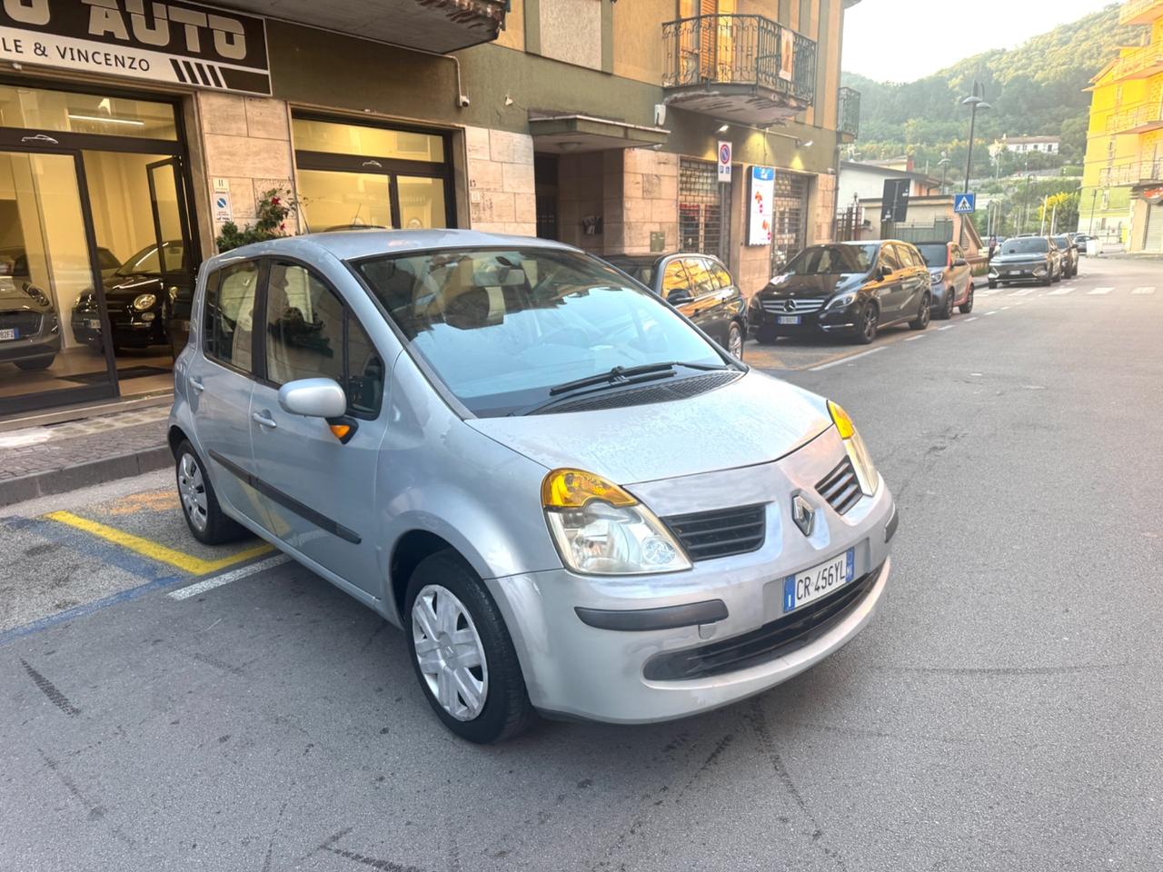 Renault Modus 15 dCi Diesel 1461cc 48kw 65cv