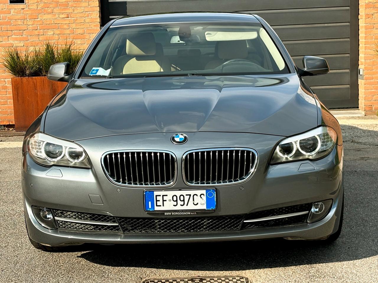 BMW 523 aut.(benzina)-BERLINA- 91500km -FULL-2010