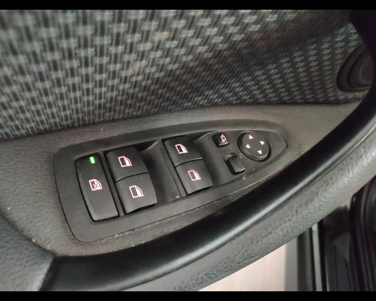 BMW X1 (F48) - X1 xDrive25e Business Advantage