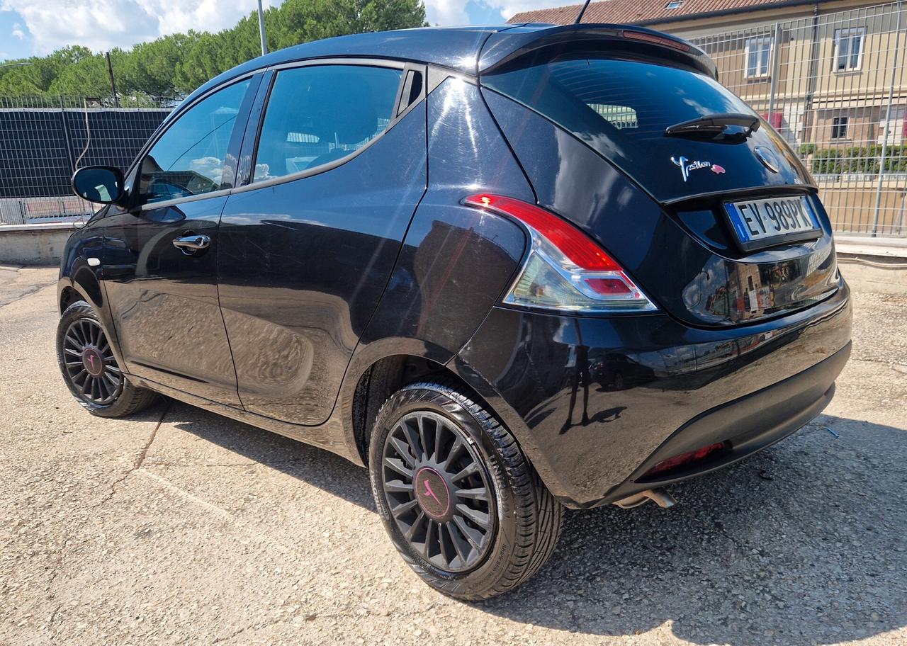 Lancia Ypsilon 1.2 69 CV 5 porte GPL Ecochic Elefantino