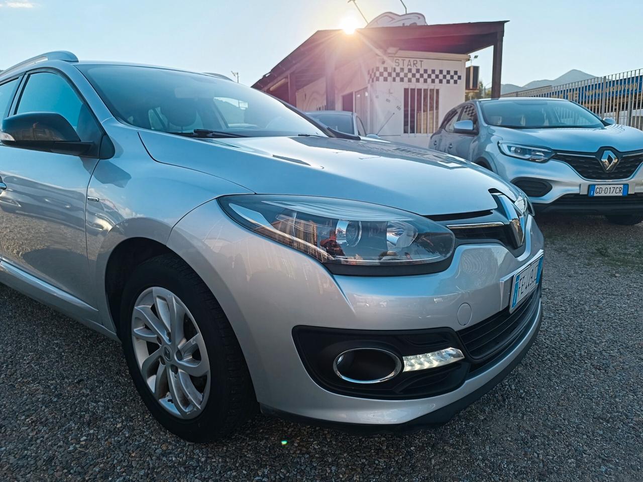 Renault Megane Mégane dCi 110CV EDC SporTour Limited