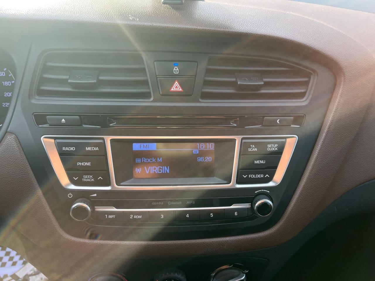 Hyundai i20 1.1 CRDi 12V 5 porte Comfort Unipro 2016