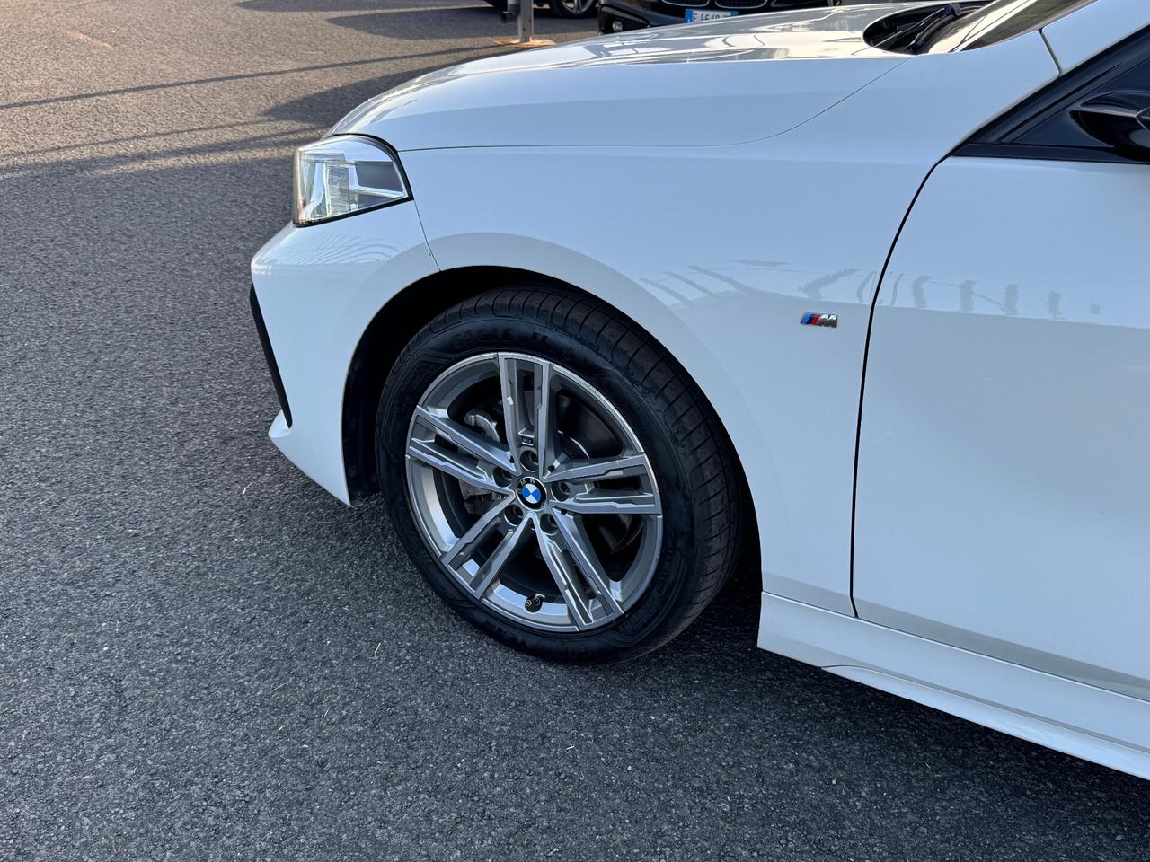 Bmw 118 118d 5p. Msport