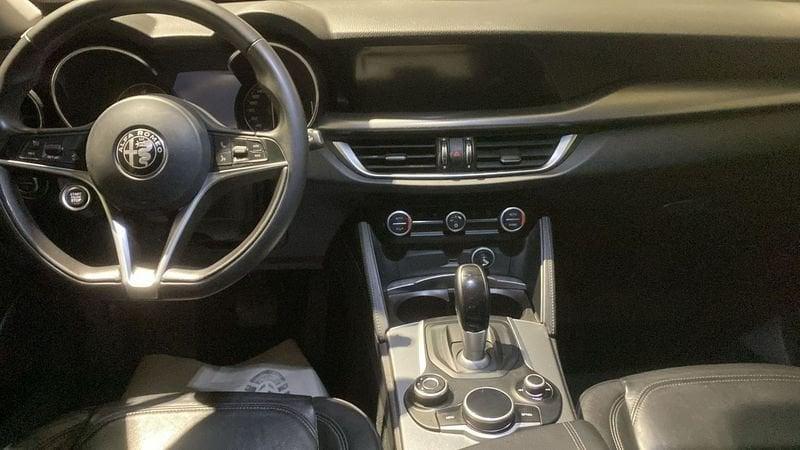 Alfa Romeo Stelvio Stelvio 2.2 Turbodiesel 180 CV AT8 RWD Executive