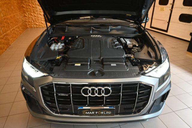 AUDI Q8 50TDI Q.TIP.286CV S-LINE TET.22"PELLE RS SOSP.FULL