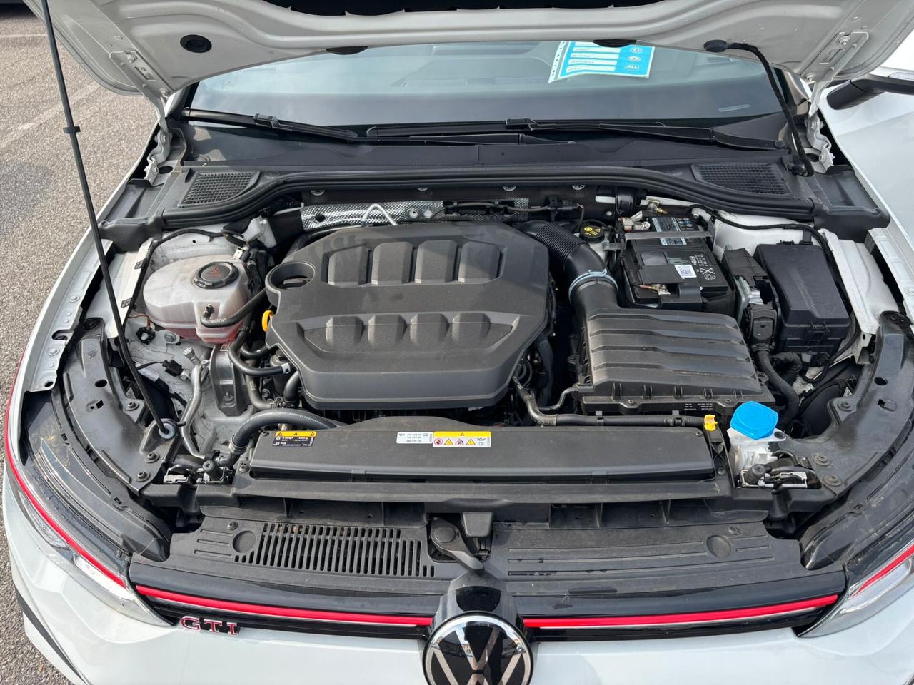 Volkswagen Golf VIII 2.0 TSI GTI – benzina,