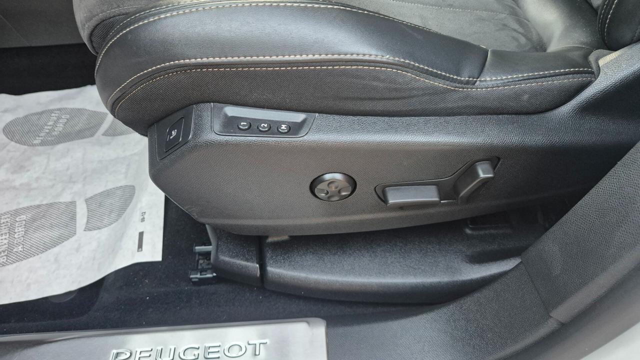 Peugeot 5008 BlueHDi 130 S&S EAT8 GT Pack