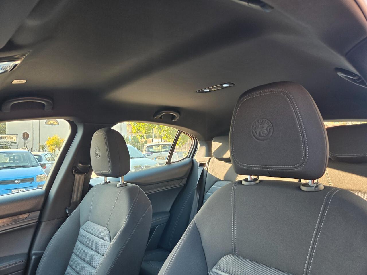 Alfa Romeo Stelvio 2.2 Turbodiesel 190 CV AT8 Q4 Business