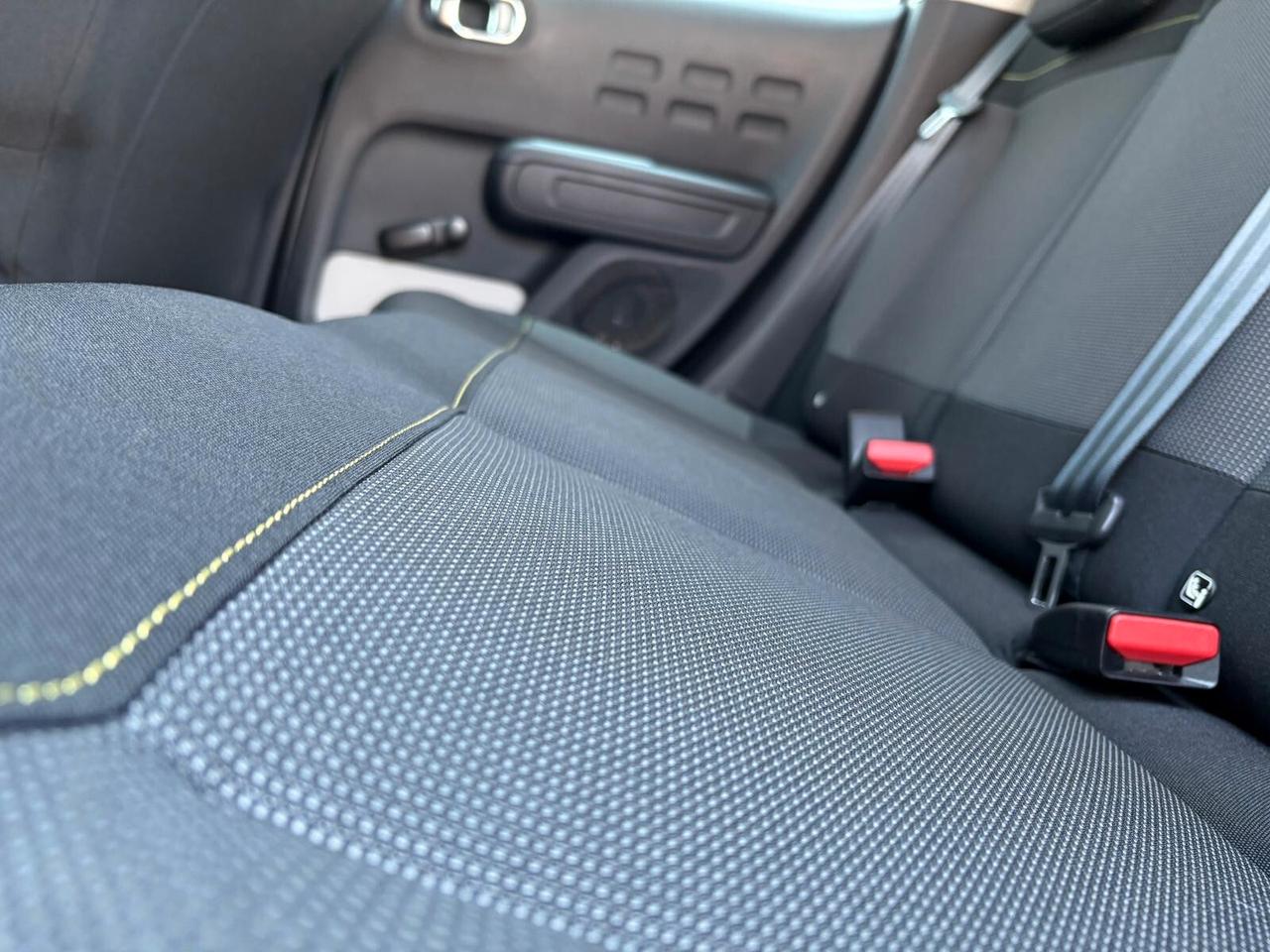 Citroen C3 FEEL PACK PureTech 83 SPOTICAR