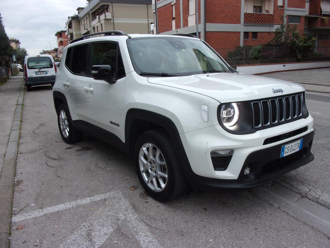 Jeep Renegade 1.5 Turbo T4 MHEV Summit