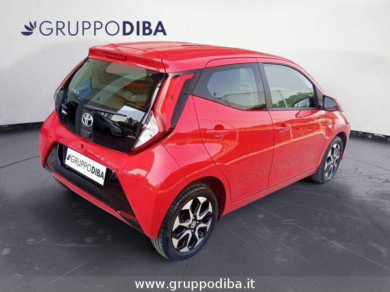 Toyota Aygo II 2018 5p 5p 1.0 x-fun m-mt 72cv